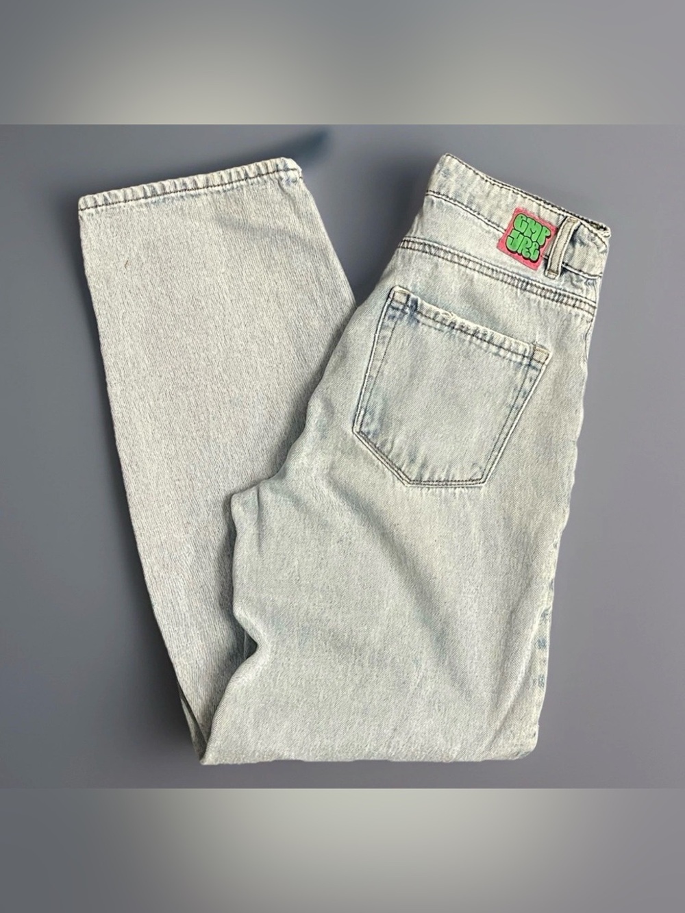 Empyre Tori woman’s 90’s Lightwash Distress Denim Jeans  -4